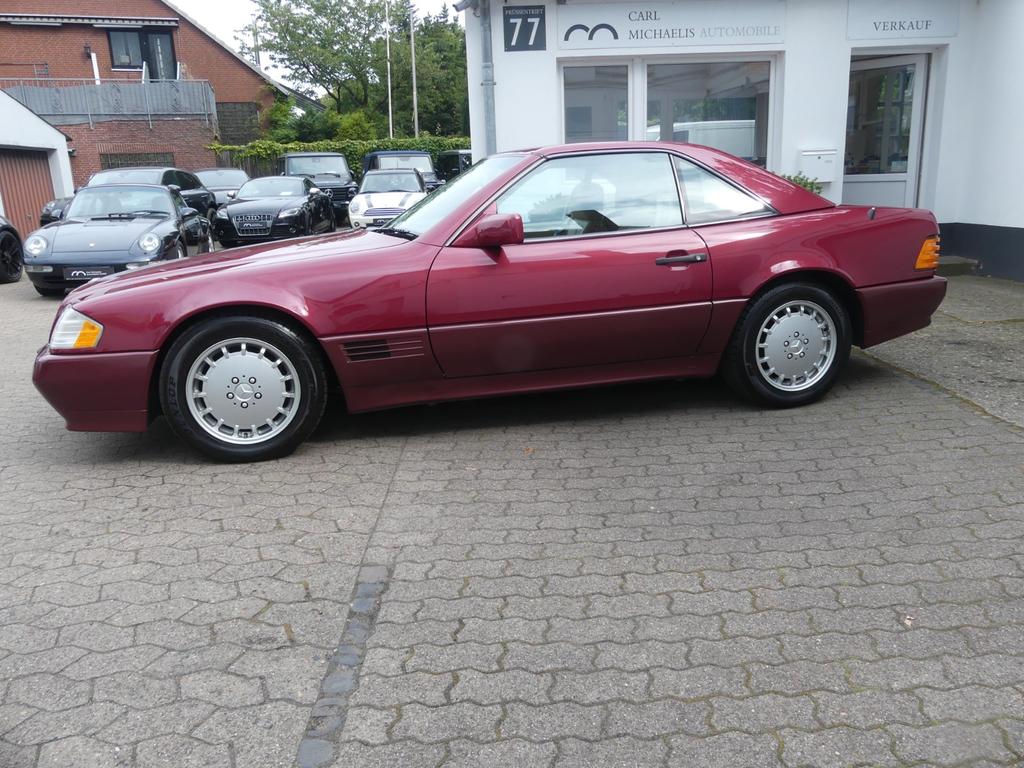 Mercedes-Benz SL 300