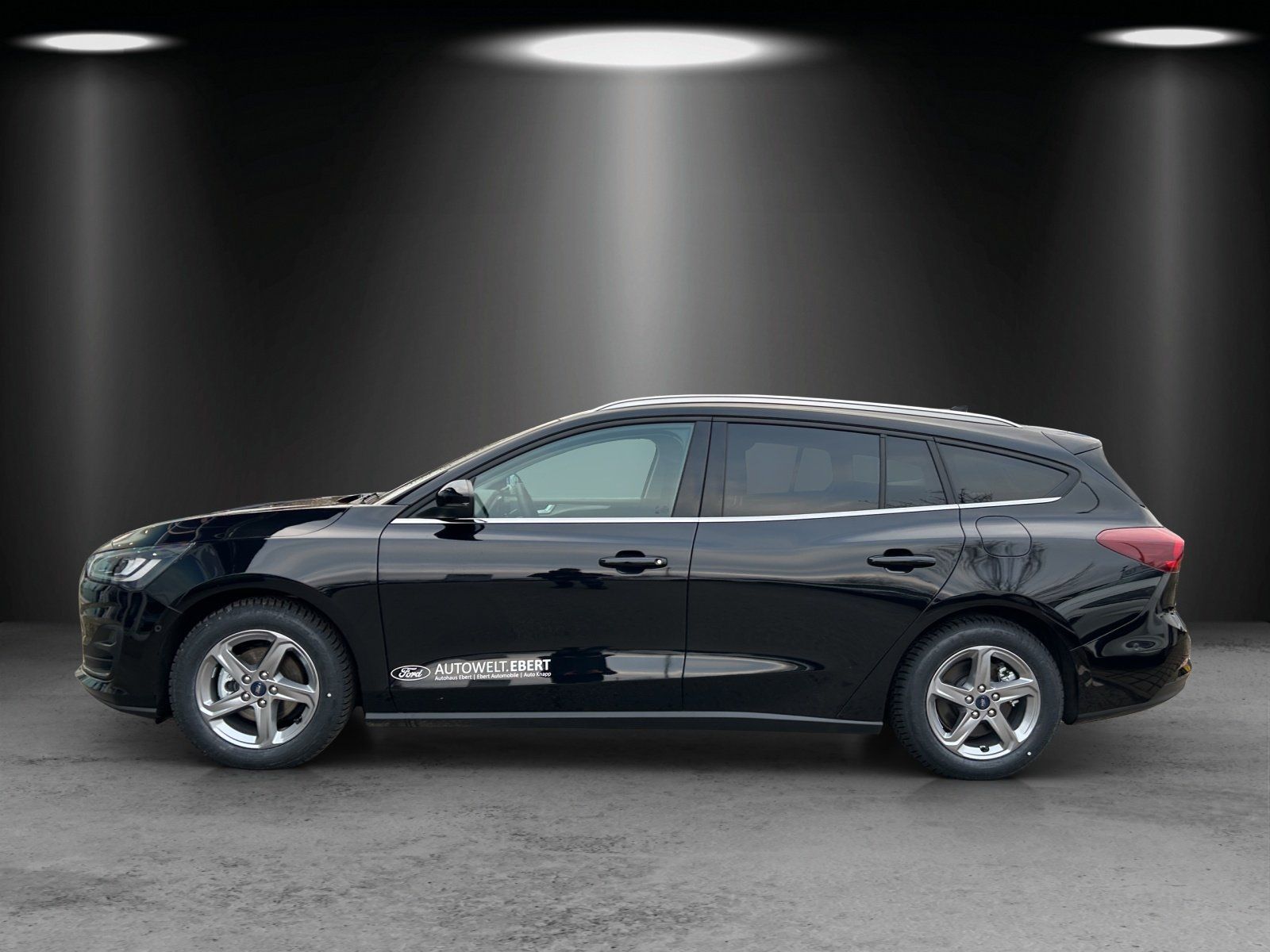 Fahrzeugabbildung Ford Focus Titanium Winter Pak. Assystens Paket. PDC