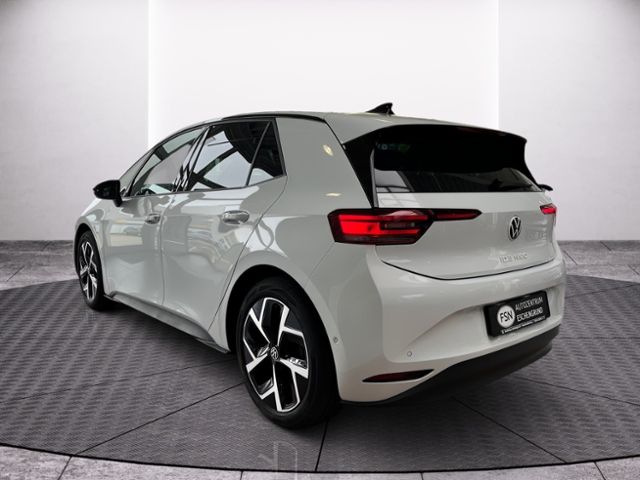Fahrzeugabbildung Volkswagen ID.3 Neo 58 kWh STYLE NAV PANO AHK