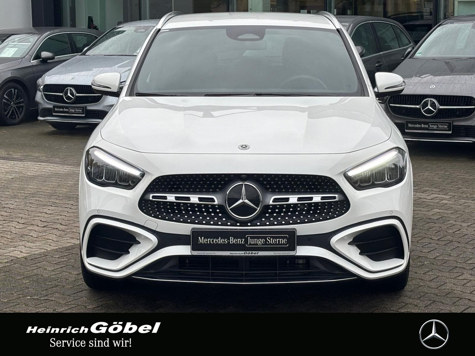 Fahrzeugabbildung Mercedes-Benz GLA 200 AMG*AHK*ADVANCED-SOUNDSYS*AMBIENTEBEL*