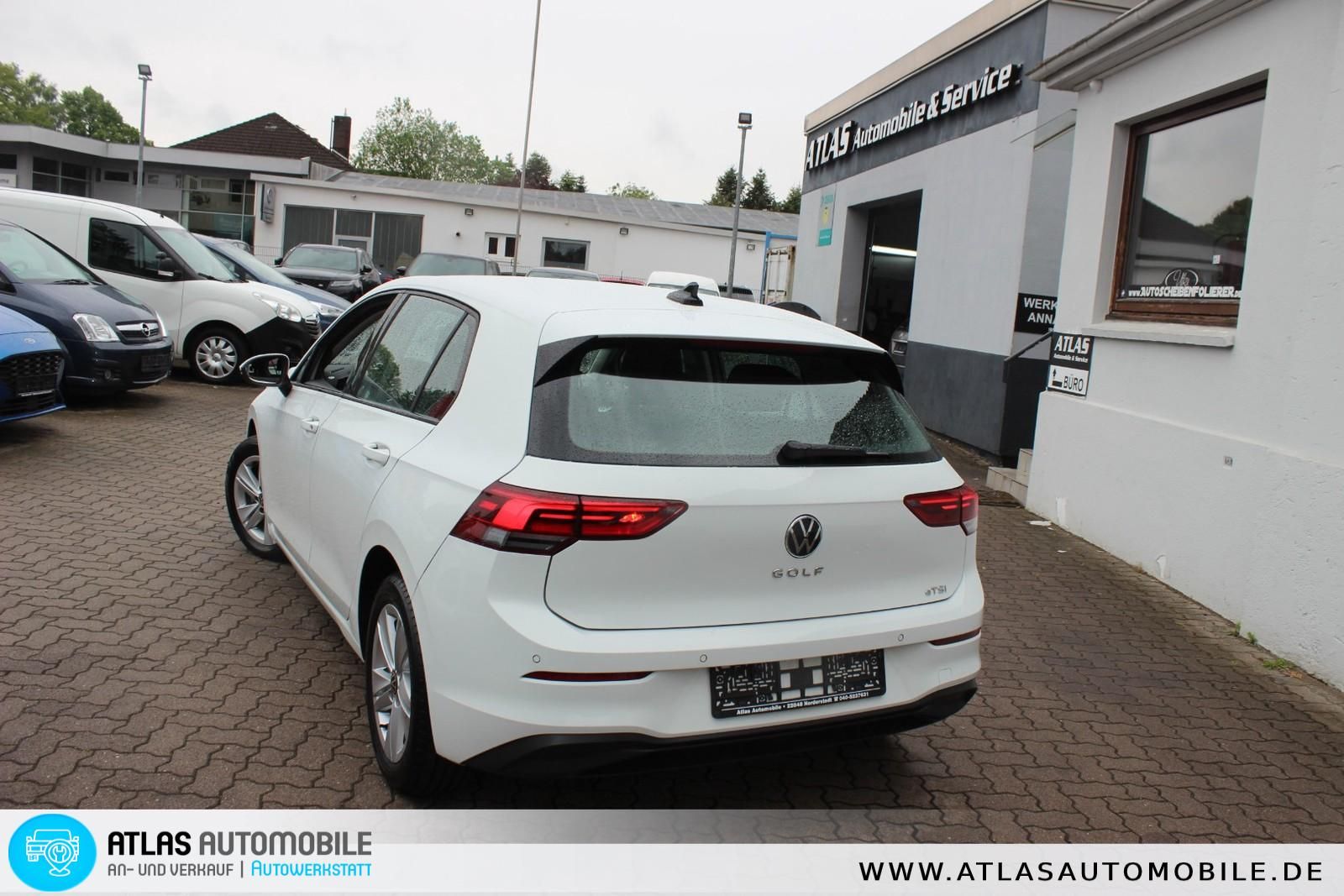 Volkswagen Golf VIII 1.0 eTSI OPF Life DSG Scheinwerfer LED foto 24