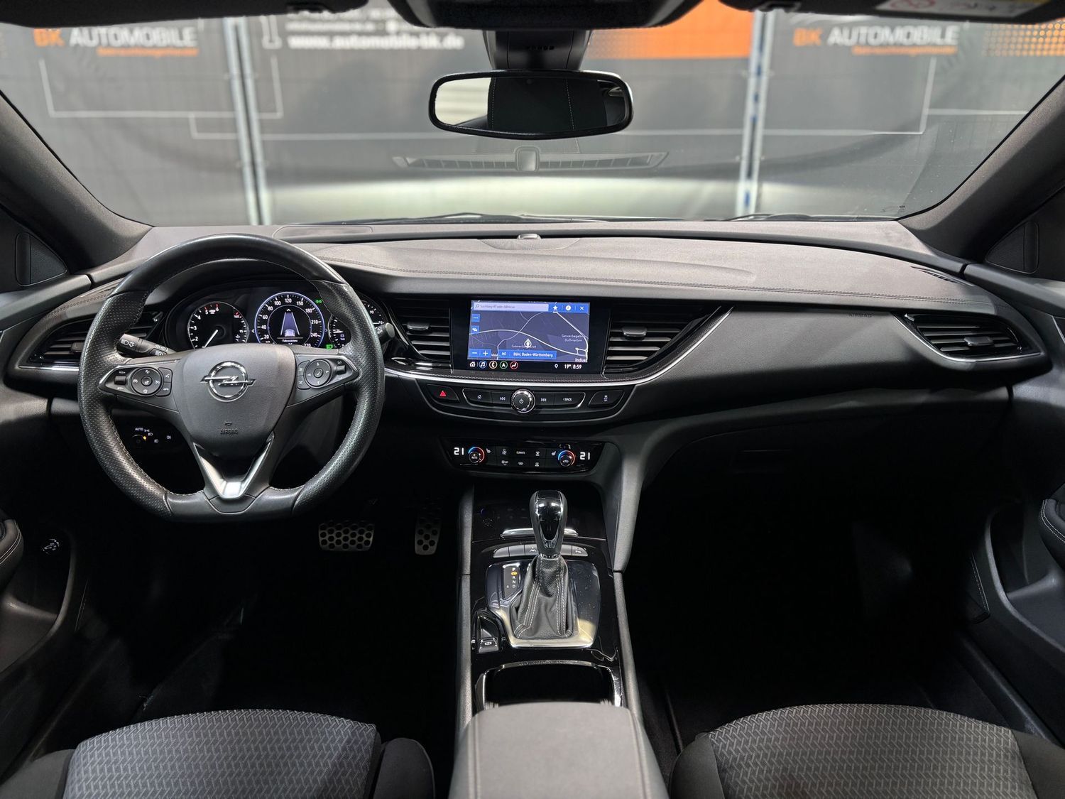 Fahrzeugabbildung Opel Insignia 2.0 CDTI Elegance#LED#Kamera#Spur