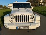 Jeep Wrangler 2.8l CRD Unlimited POLAR - weiße Jeep Wrangler