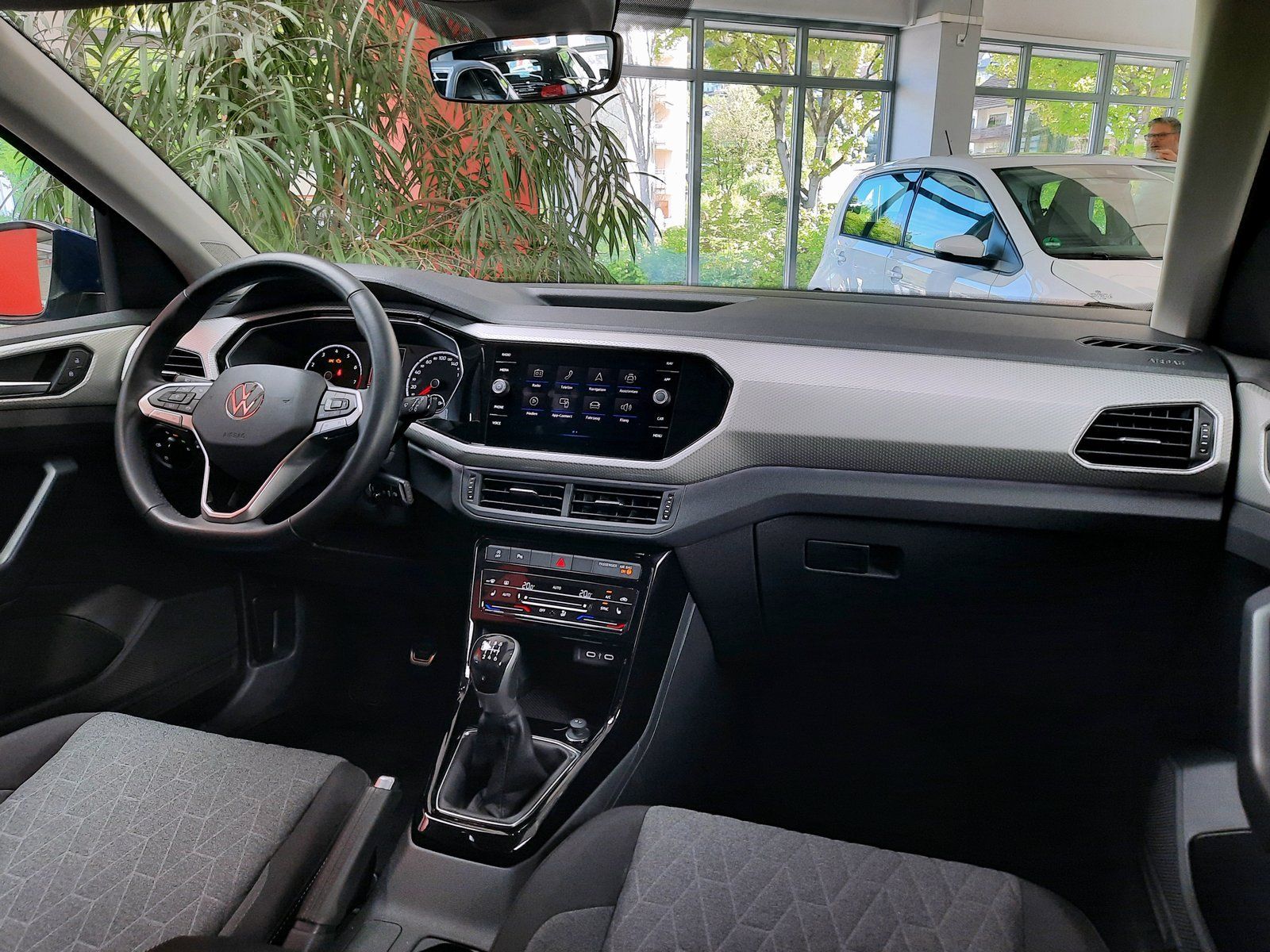Fahrzeugabbildung Volkswagen T-Cross Move TSI *AHK*Navi*Sitzhzg*PDC*App-Conn*