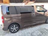 Toyota Proace (Verso) 2,0-l-D-4D 130kW L1 Family Co... - Toyota Proace (Verso): 8 Sitzer