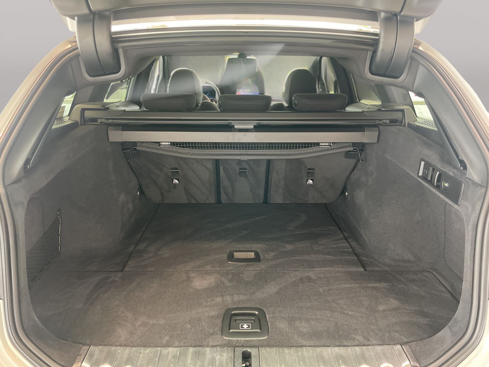 BMW 320 - Bild 16