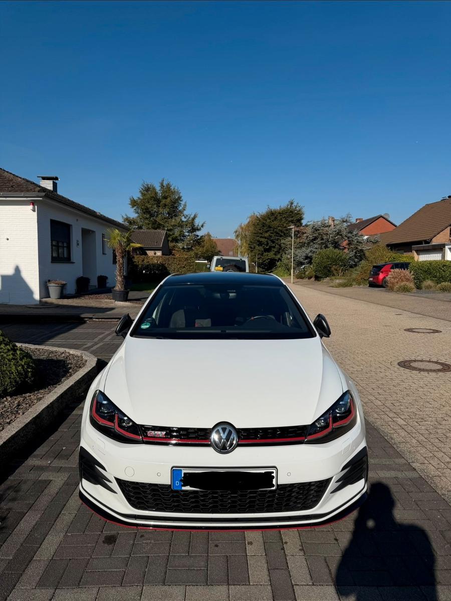 Volkswagen Golf VII GTI TCR Garantie, Akrapovic, ACC, Navi