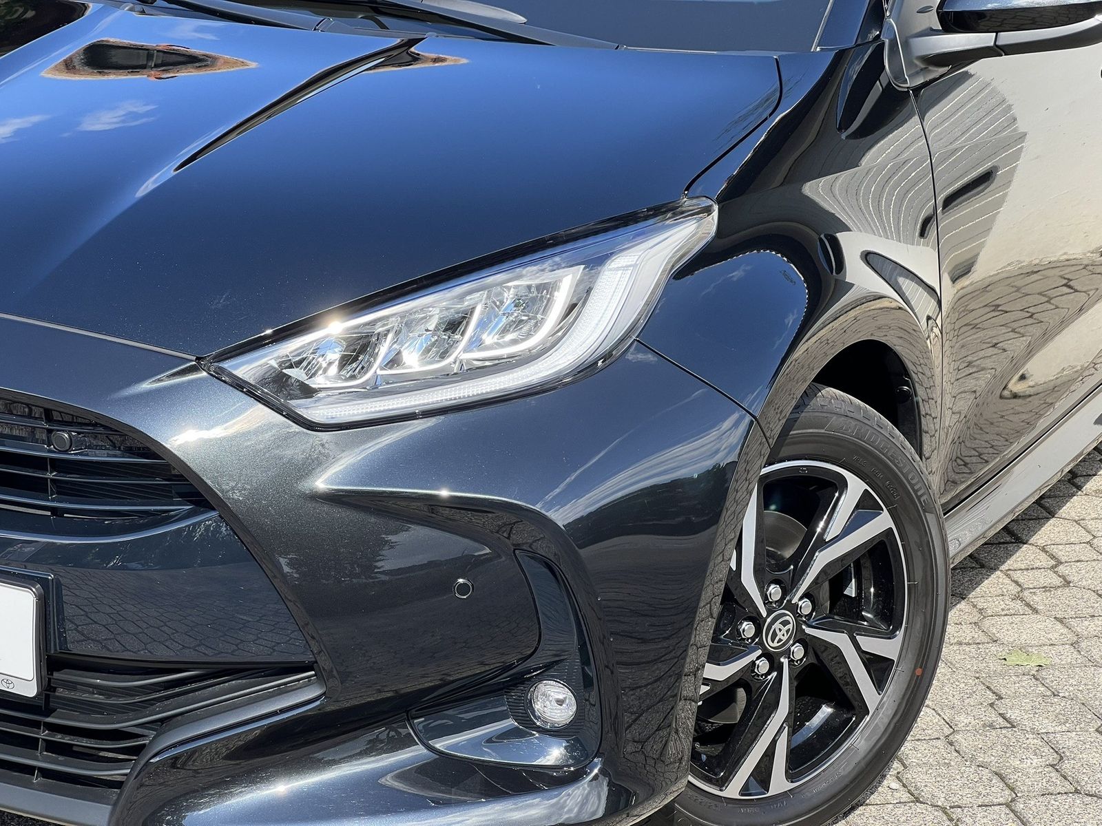 Toyota Yaris Hybrid Teamplayer *Safety-Comfort* imagem 2