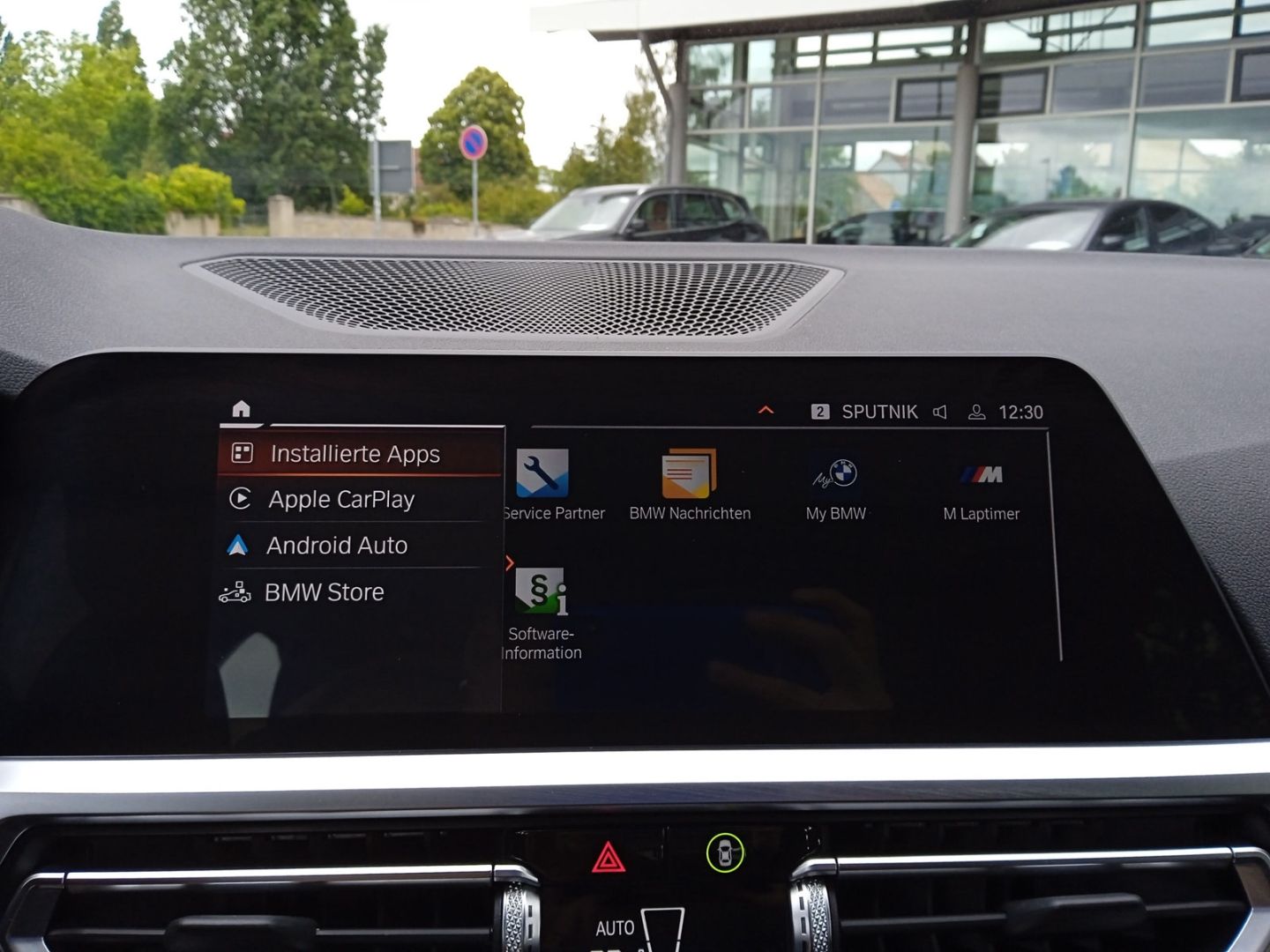 BMW 320 e Touring Aut.  KOMFORTZUGANG+KLIMA+NAVI+DAB foto 25
