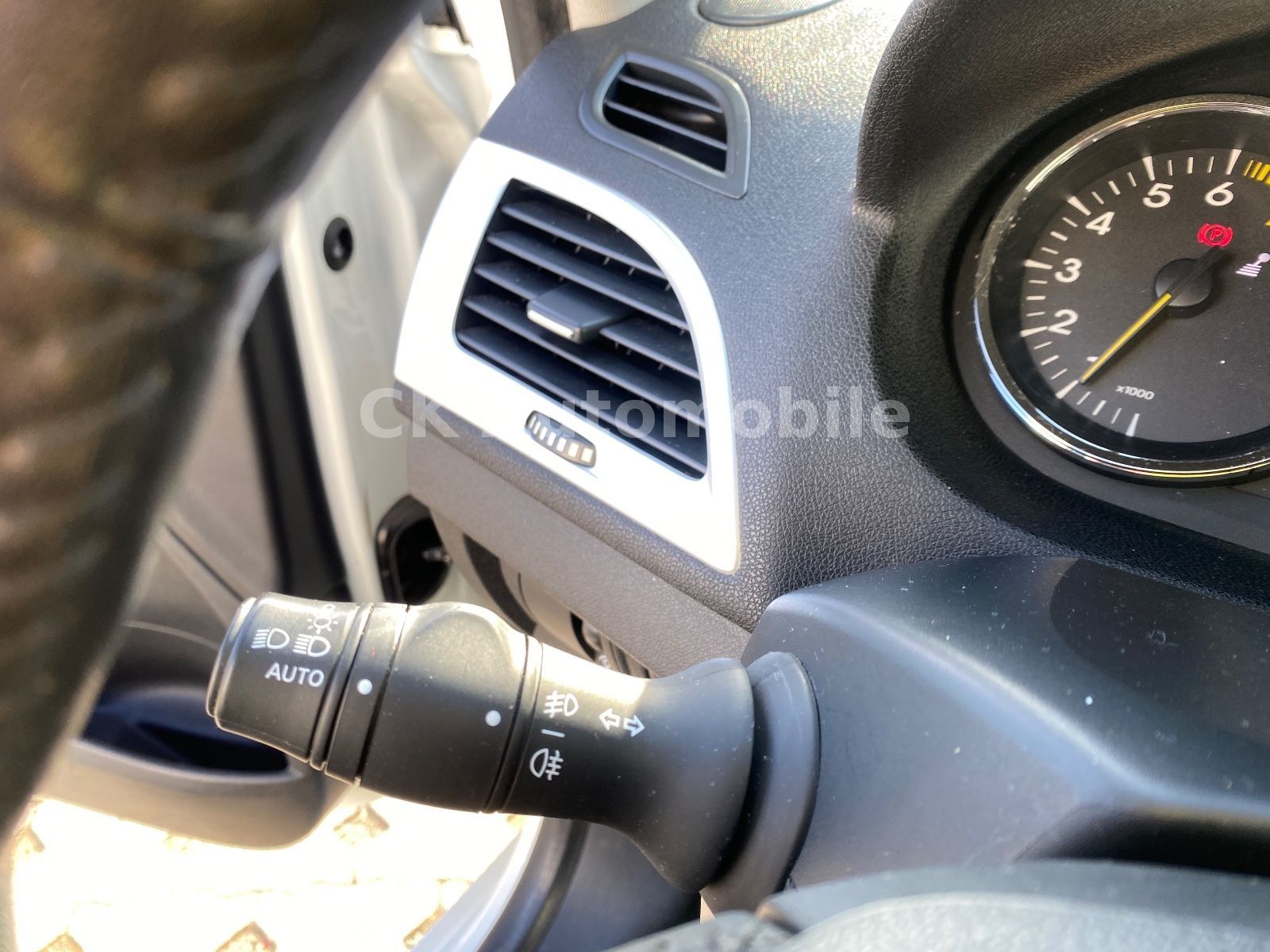 Fahrzeugabbildung Renault Megane III Coupe Luxe 2.0 Turbo/Bi-Xenon/PDC