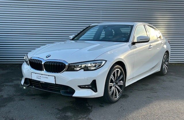 BMW 320d xDrive Sport Line*LED*Standheiz*ACC*Dig.KEY