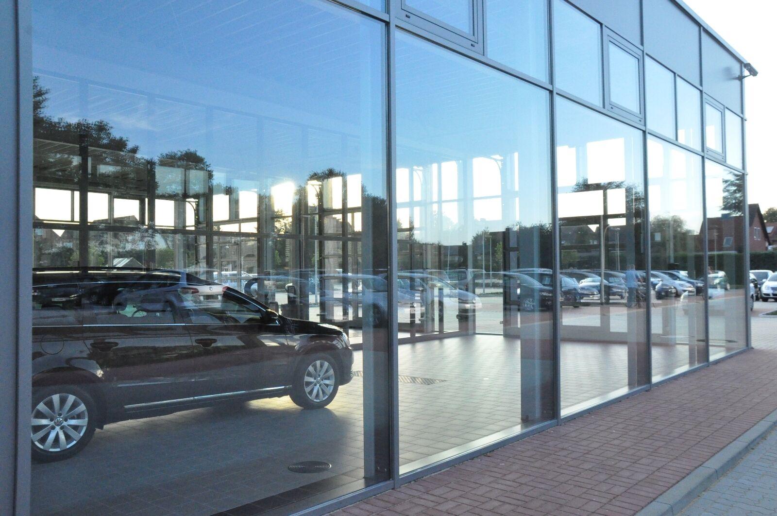 showroom-image-bottom