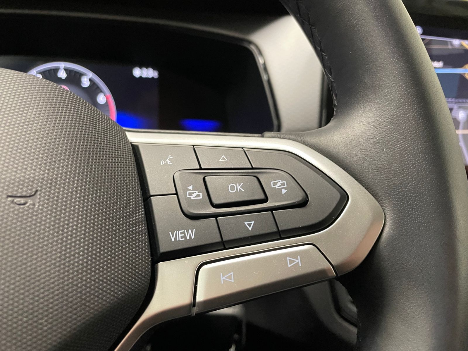 T-Cross Life 1.0 TSI DSG LED ACC TRAVEL NAVI SHZ