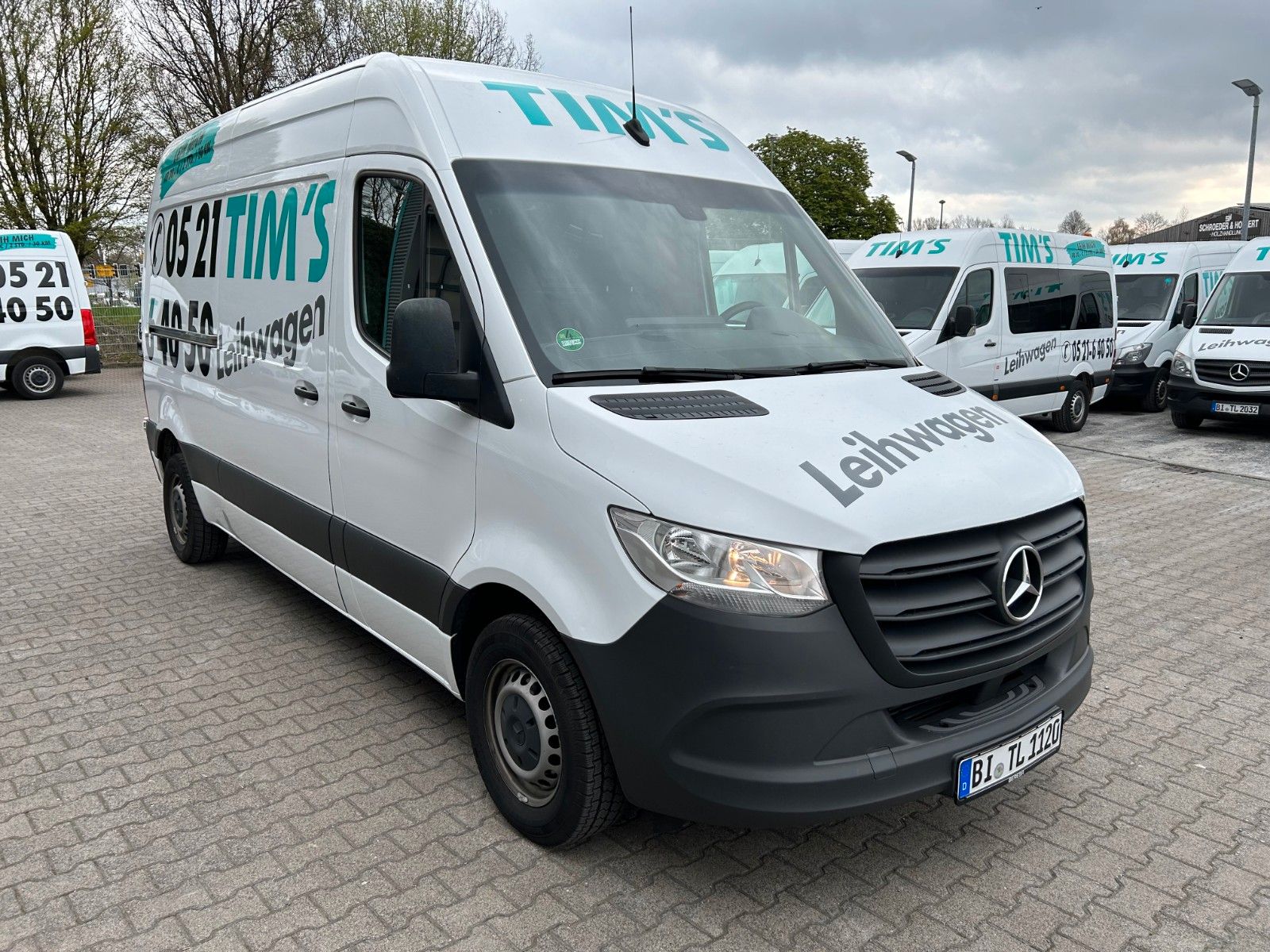 Fahrzeugabbildung Mercedes-Benz Sprinter III 214 CDI  MR Navi