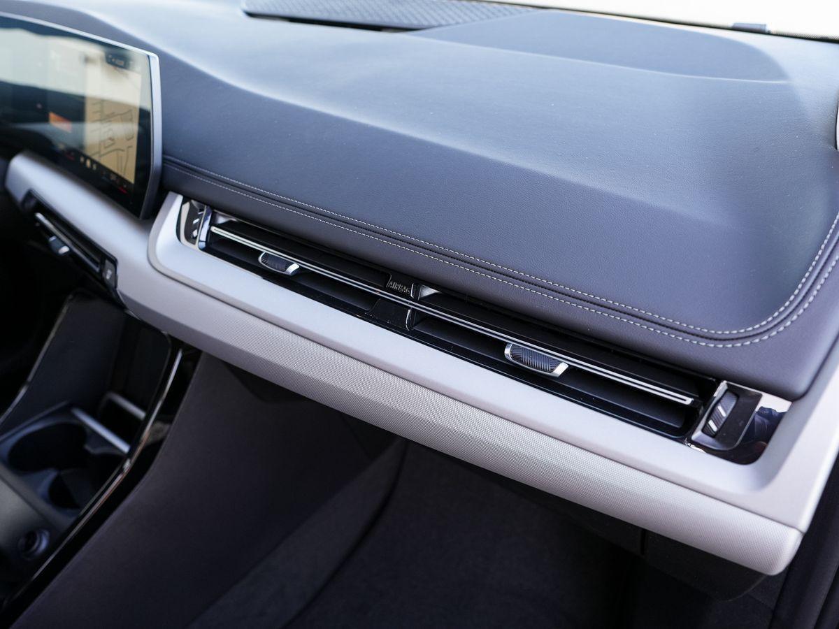 BMW Active 220d Active Tourer AHK 17" aLED PANO Sportsitze, миниатюра 12