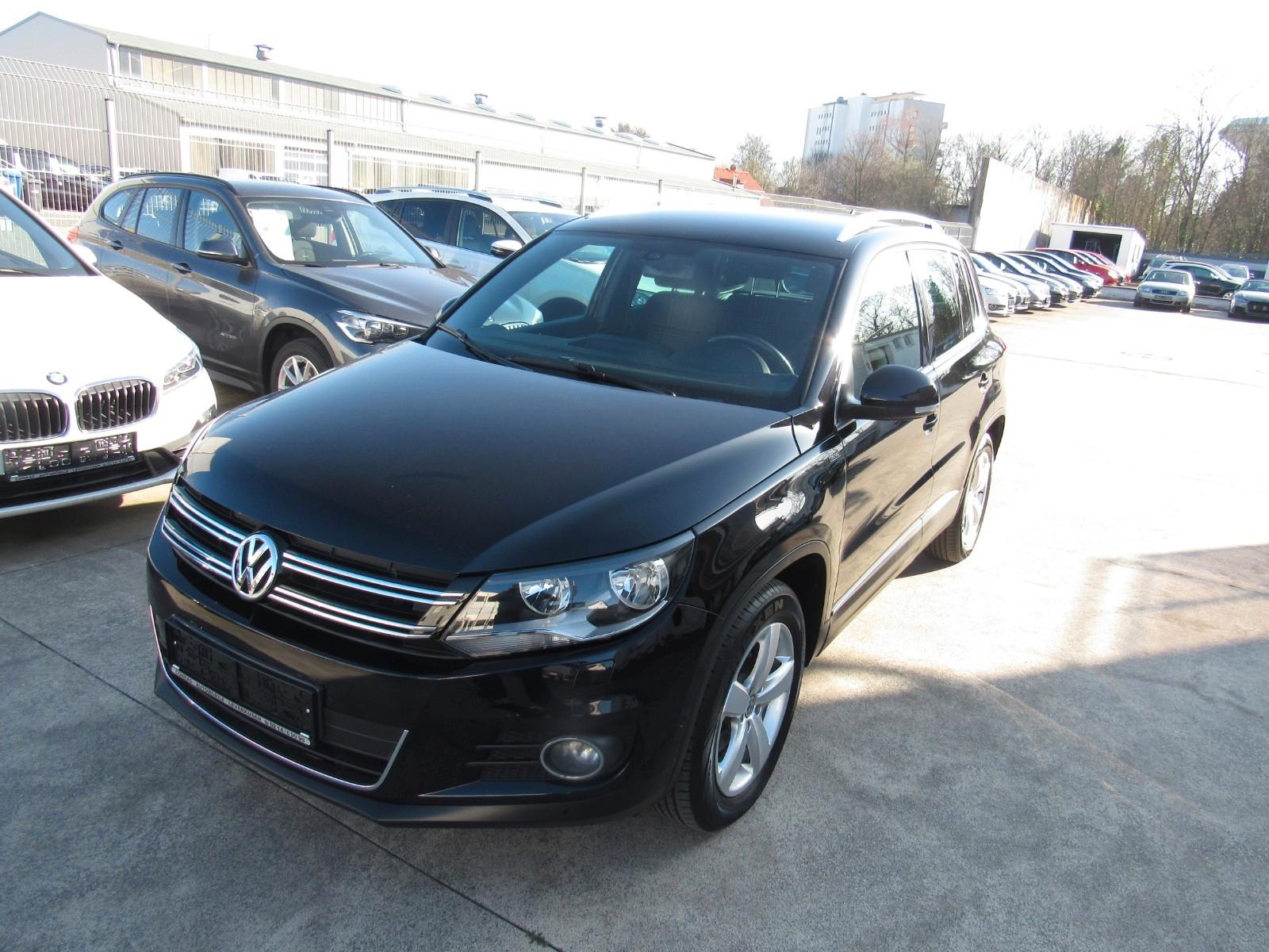 Volkswagen Tiguan Lounge Sport & Style,AUTOMATIK,ALU,SITZHE
