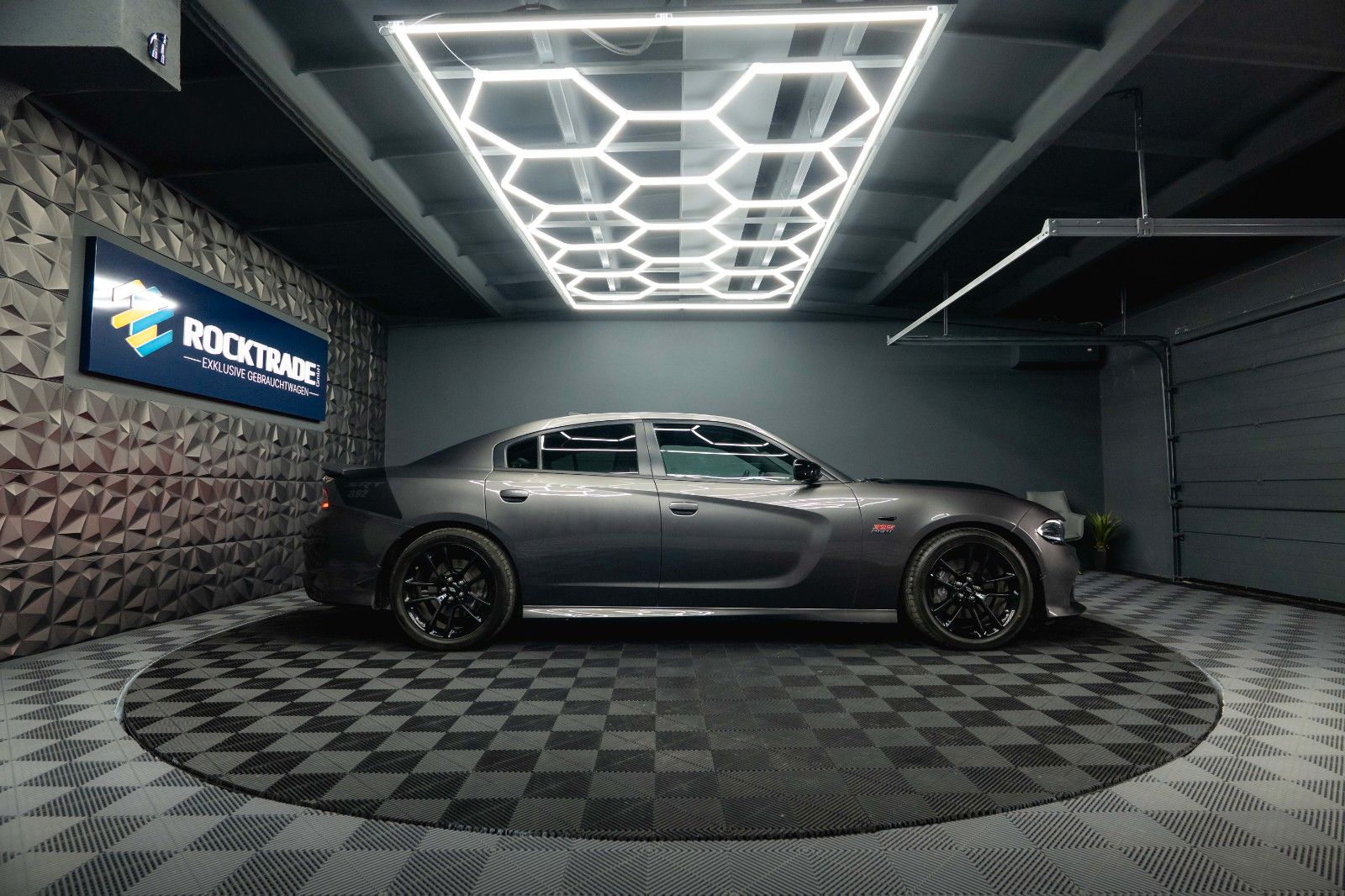 Fahrzeugabbildung Dodge Charger 6.4 V8 SRT 392 SCAT PACK Performance LED