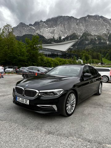 BMW 530e Luxury Line/ Soft-Close/H&K/Head-Up/360