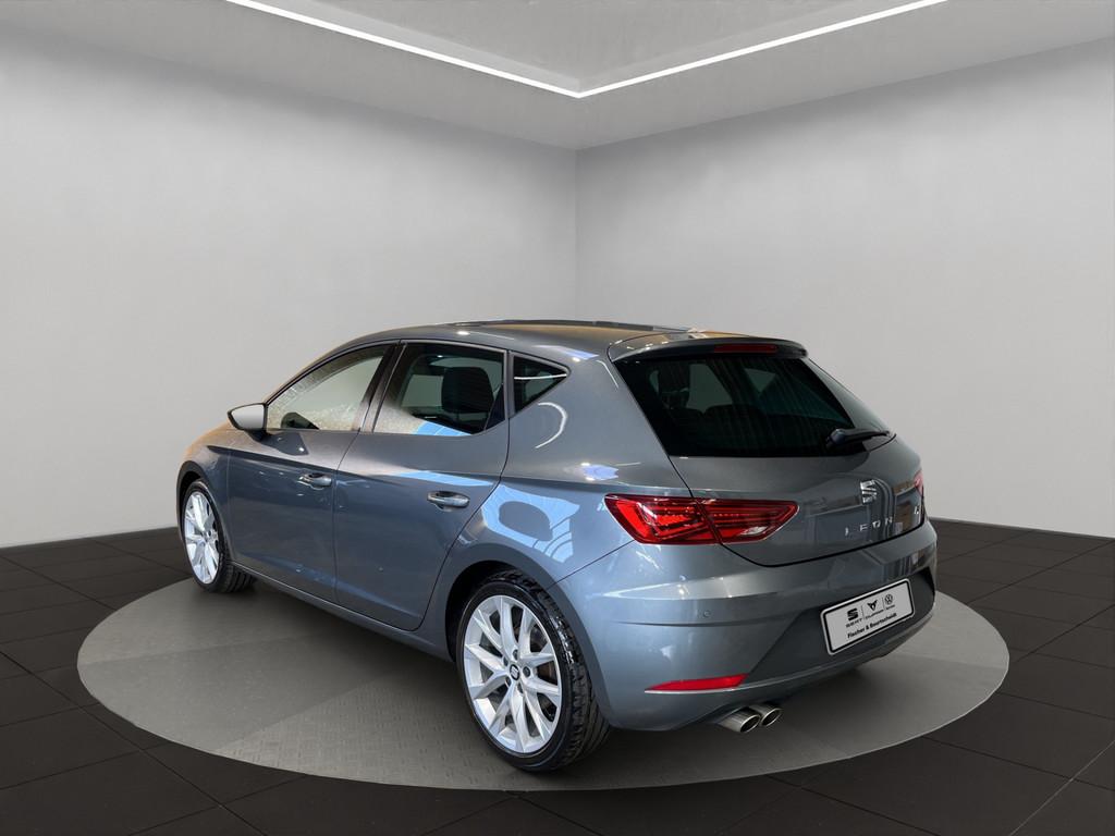 Seat Leon FR 1.8TSI AHK NAVI PANO KAMERA