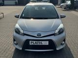 Toyota Yaris Hybrid Life - Toyota Yaris aus 2012 mit Hybrid-Antrieb