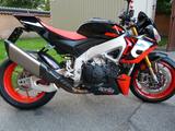 Aprilia Tuono 1100 V4 Factory      1 Hand - Aprilia Motorräder in München