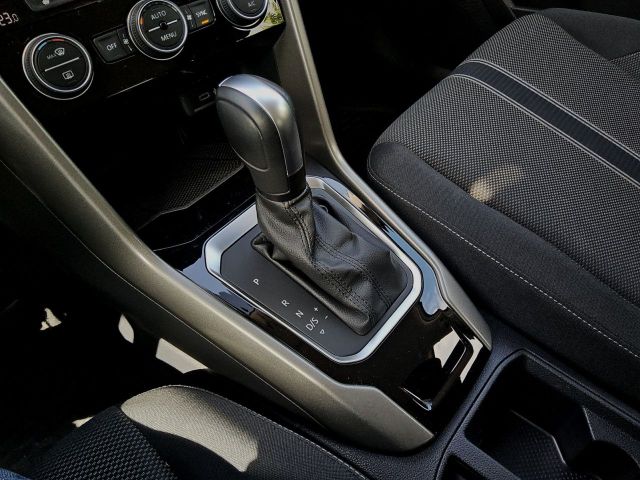 T-Roc Style 2.0 TDI Aut. AHK SHZ Navi PDC Style