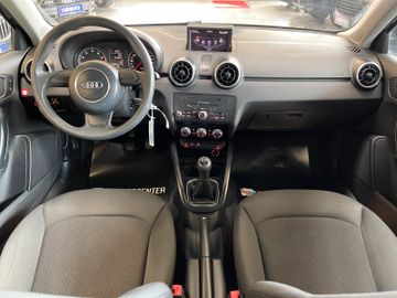 Audi A1 attraction *Klimaauto.*Sitzheizung*TÜV0327*