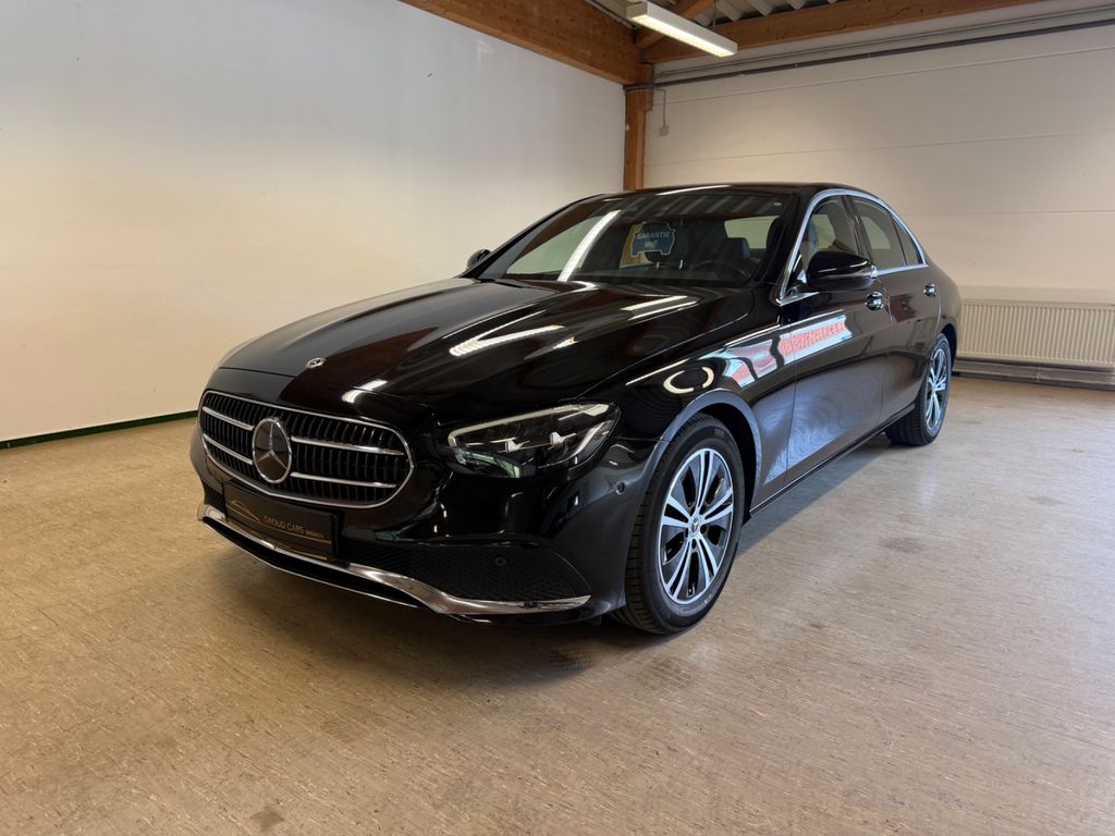Image of Mercedes-Benz E 200
