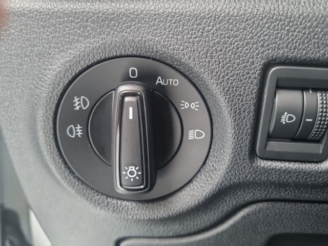 Fahrzeugabbildung SKODA Fabia 1.0 TSI Essence KLIMA SHZ PDC LED