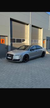 Audi A8 4.2 TDI clean diesel tiptronic quattro -