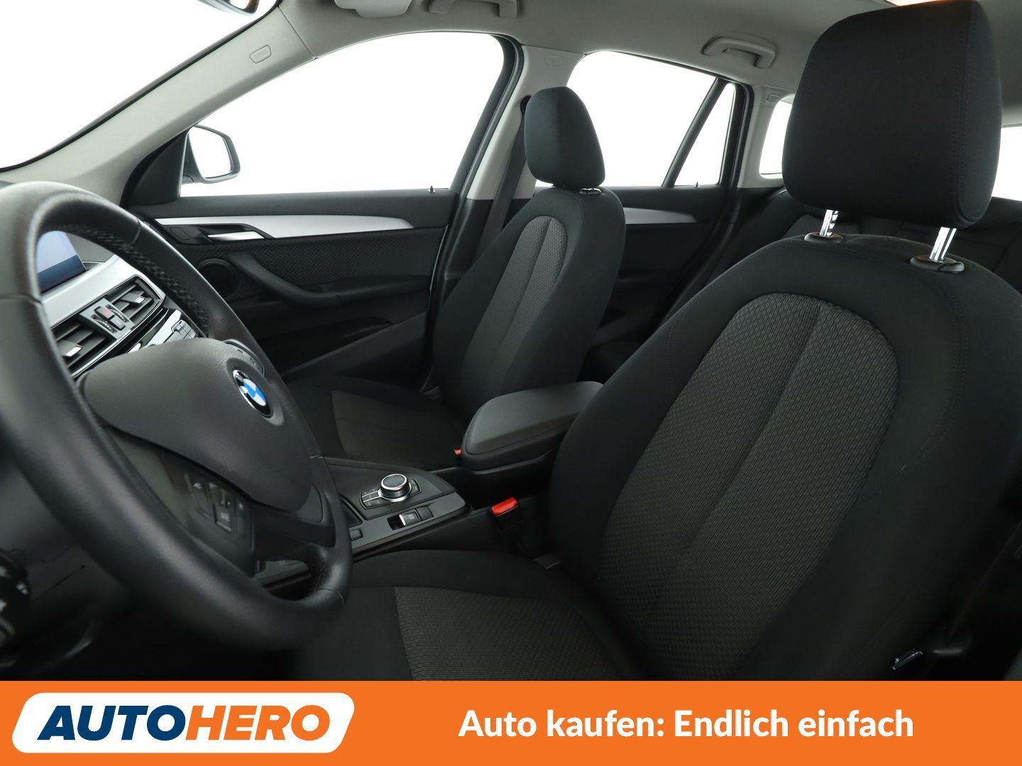 BMW X1 sDrive 18i Advantage Aut.*NAVI*TEMPO*PDC*SHZ* foto 10