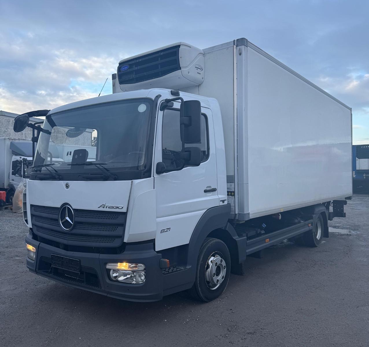 Mercedes-Benz Atego 821 Kühlkoffer *Carrier*Blatt-Luft*Klima*