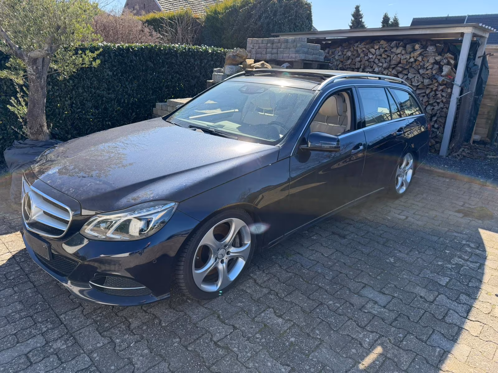 Mercedes-Benz E 500 CGI BlueEfficiency 4Matic*Vollausstattung*