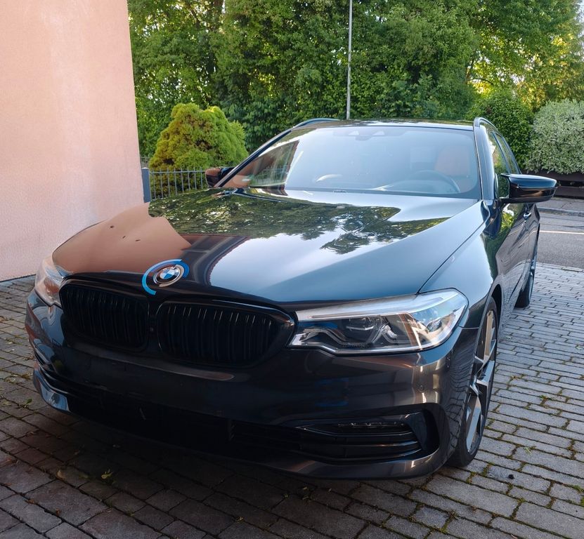 Image of BMW 540