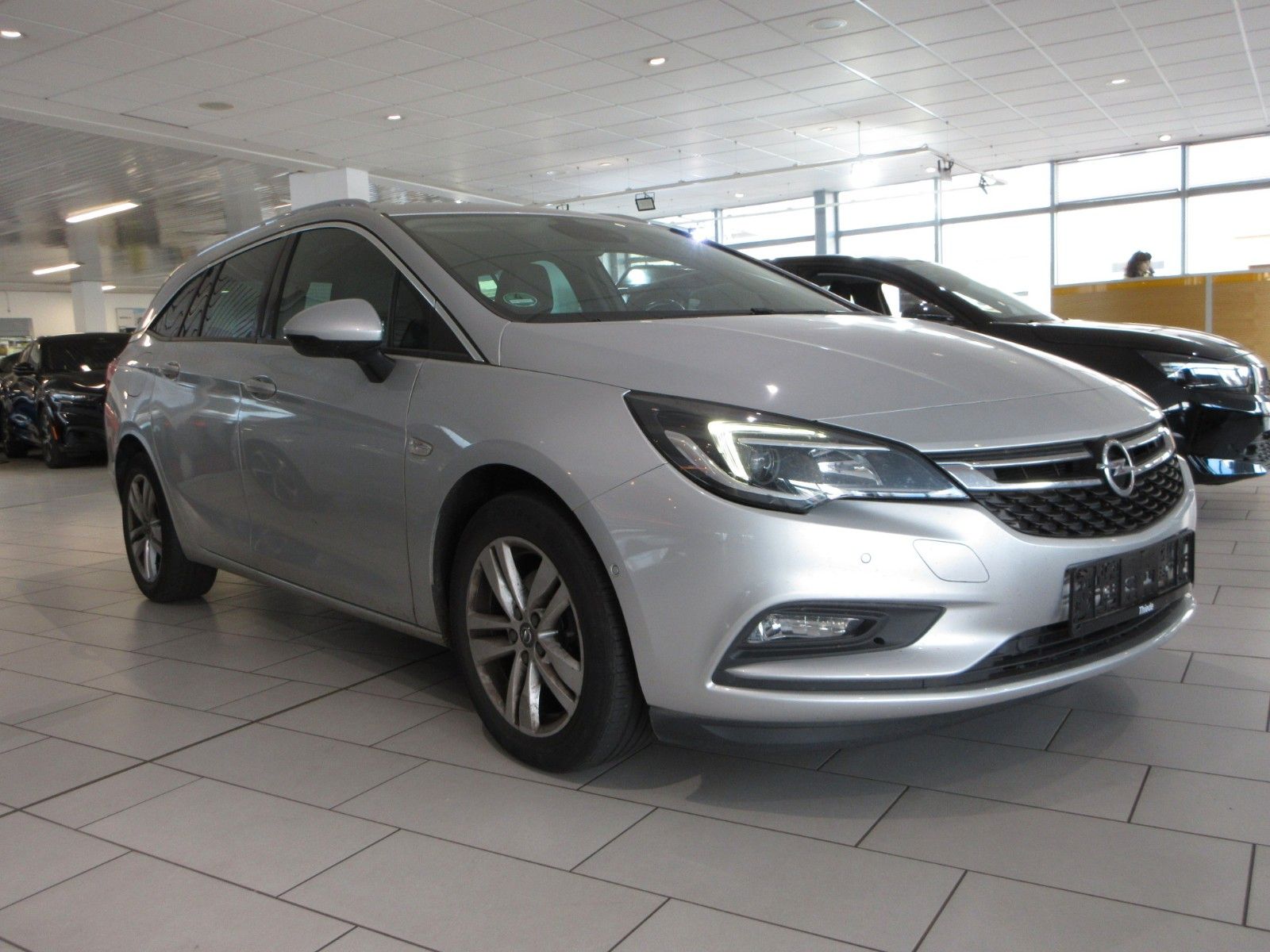 Fahrzeugabbildung Opel Astra K Sports Tourer Innovation Start/Stop
