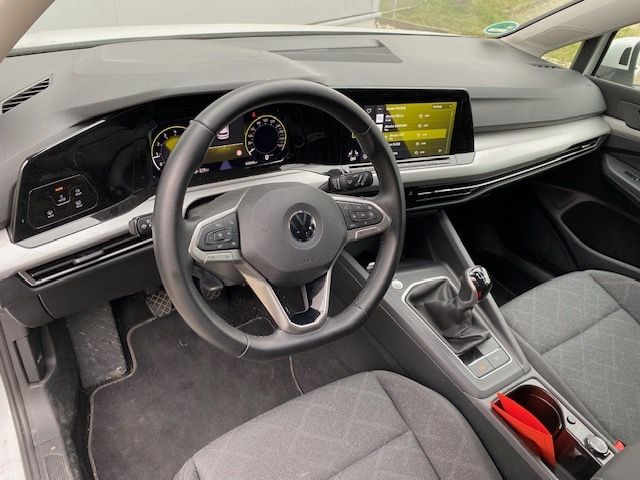 Golf VIII 1.5 TSI Life LED/NAVI+VZE/BUSINESS-PRE