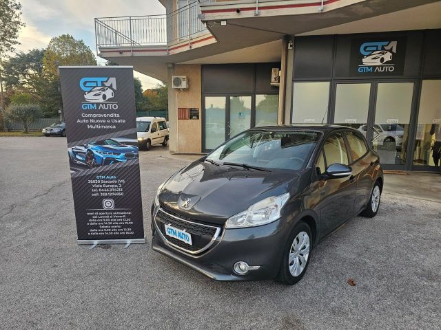 Peugeot 208 1.2 VTi 82 CV - Neopatentati