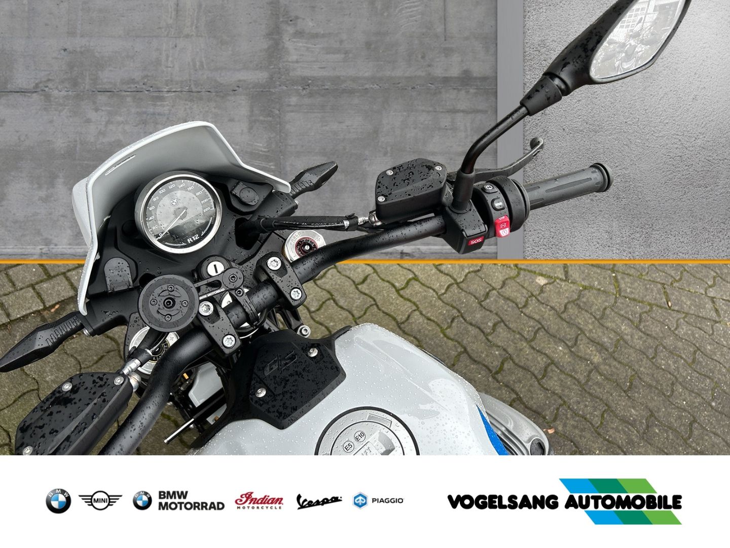 Fahrzeugabbildung BMW R 12 G/S, pulverbeschichtete Fußrasten und Ausuf