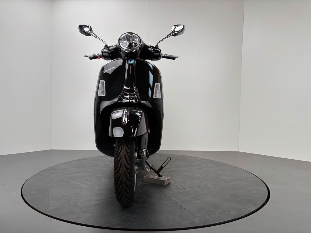 Fahrzeugabbildung Vespa GTS 310 FL SUPER *NEUFAHRZEUG + GARANTIE*