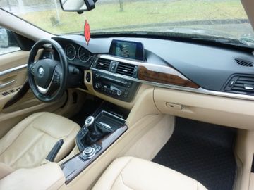 BMW 320 - 12