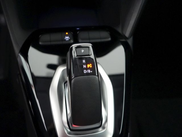 Corsa-e F EDITION 50kWH AT+KEYLESS+KLIMAAUTOMATI