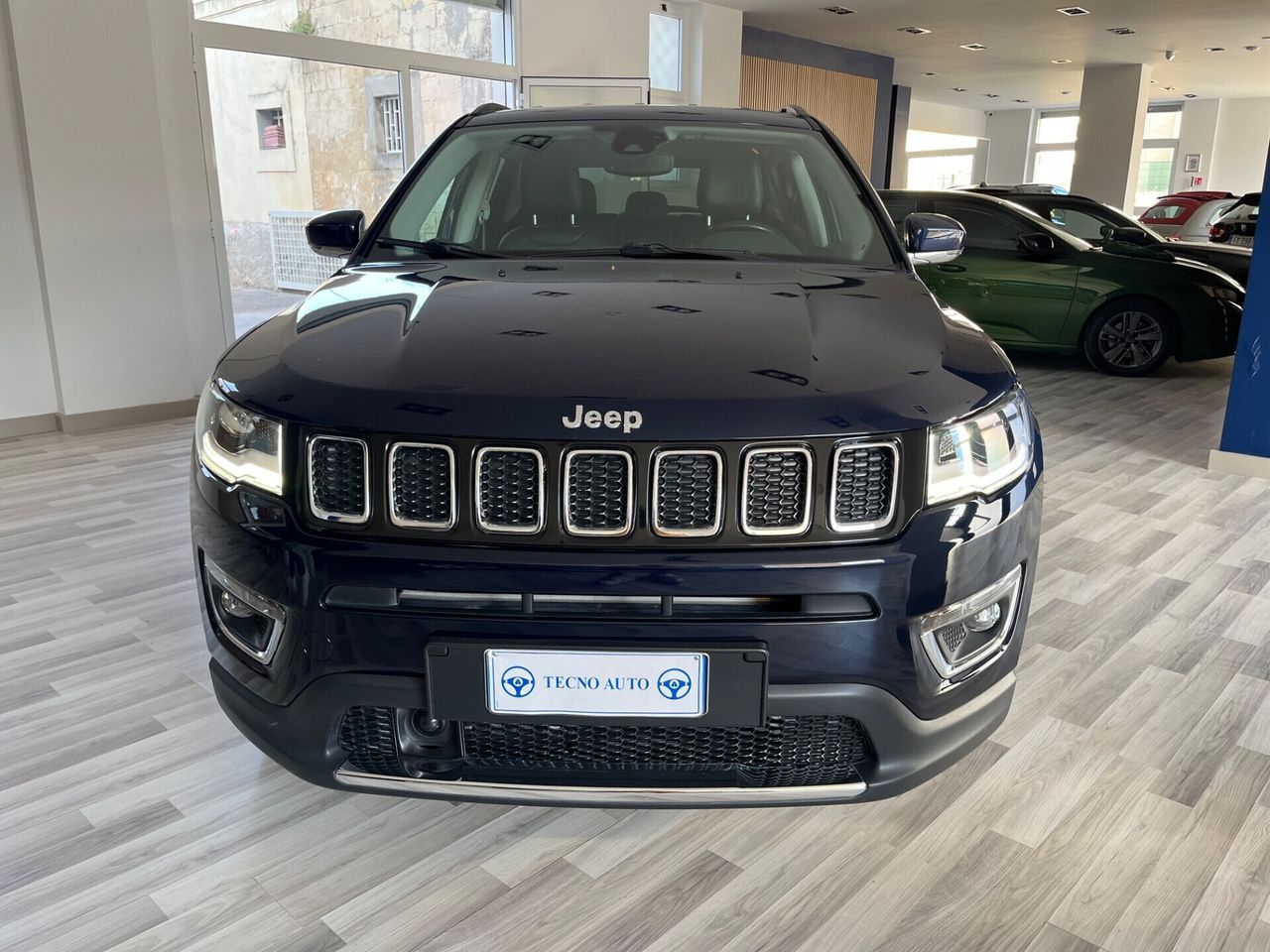 Jeep Compass 1.6 Multijet II 2WD Limited imagem 2