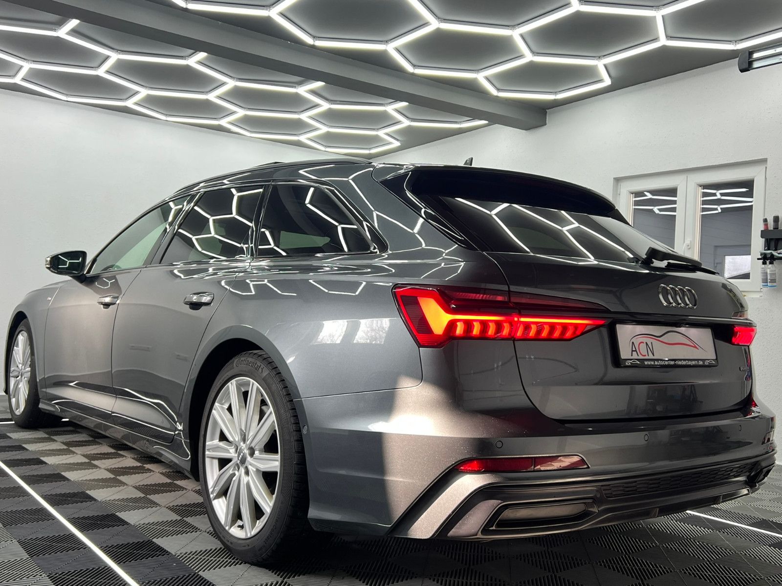 Fahrzeugabbildung Audi A6 50 TDI Quattro S-Line Sport/ACC/PANO/HdMATRIX