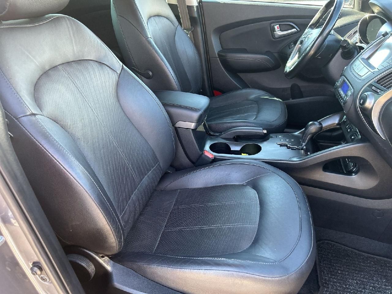 Fahrzeugabbildung Hyundai ix35 Style AWD
