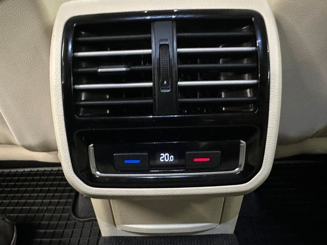 Volkswagen Passat Variant Highline BMTStart-Stopp 4Motion