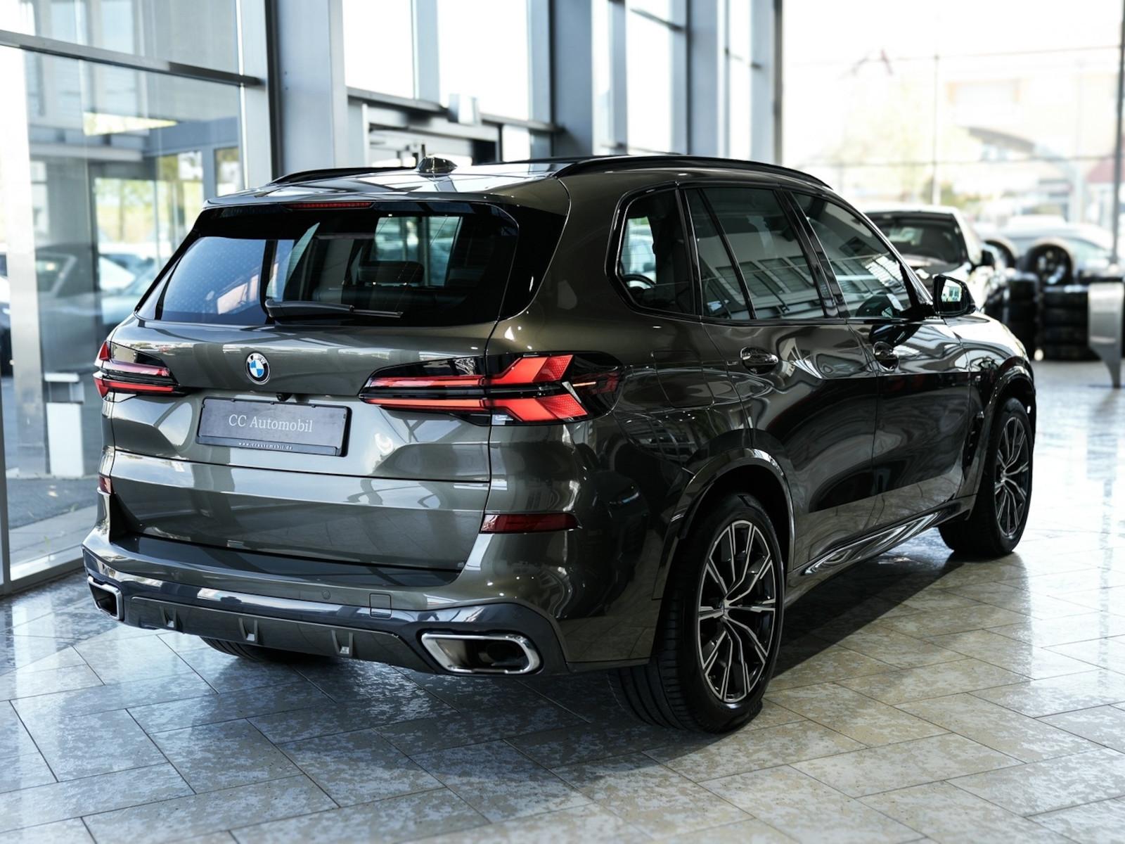 BMW X5 xDrive30d M Sport M-Sitze Belüftung 360K AHK