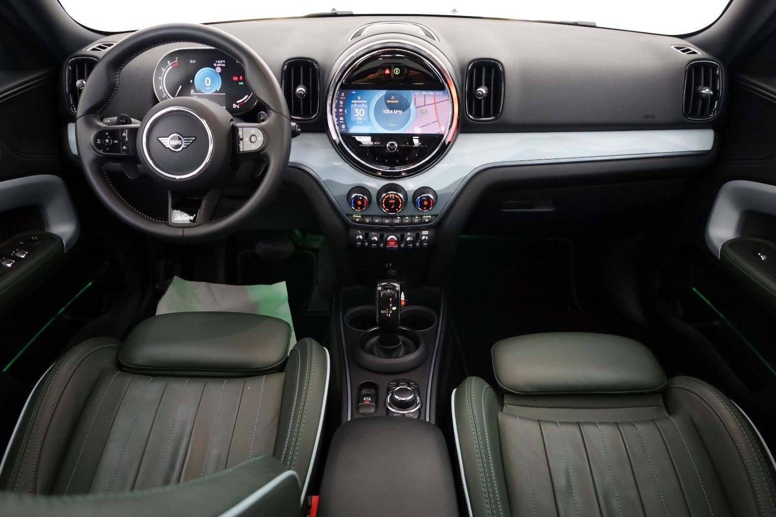Fahrzeugabbildung MINI Countryman Cooper S Untamed All4 Leder,Navi,LED