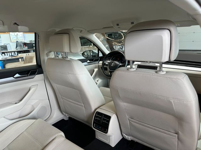 MYAUTOCENTER – Gebraucht- und Jahreswagen mit Werkstattservice in Pfaffenhofen Volkswagen Passat Variant Comfortline *Navi*AHK*Kamera*
