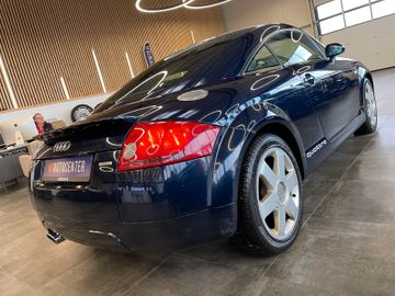 Audi TT Coupe 1.8 T quattro *BOSE*ESP*SHZ*VOLLLEDER*