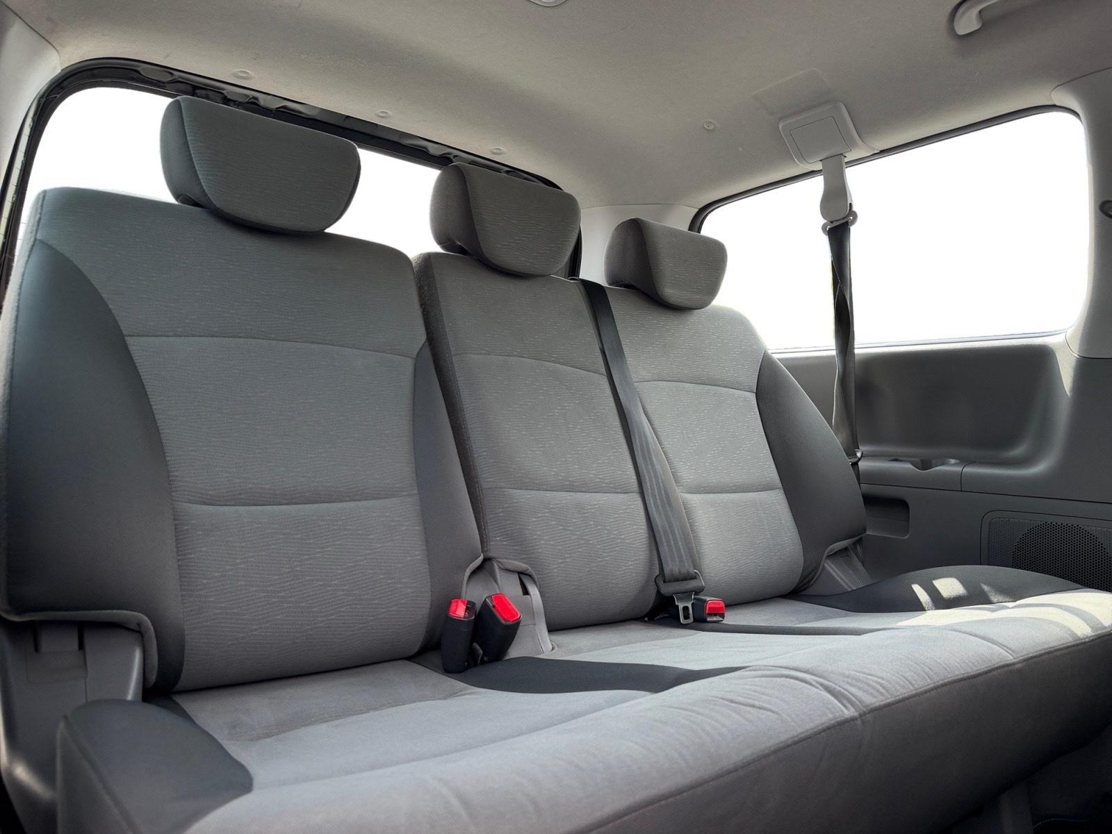 Hyundai H-1 Travel Comfort *AUTOM.*NAVI*SHZ*RFK*TÜV NEU*